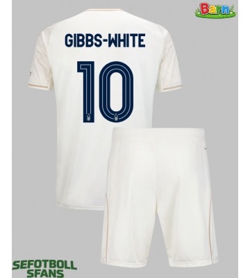 Nottingham Forest Morgan Gibbs-White #10 Bortaställ Barn 2025-26 Kortärmad (+ Korta byxor)
